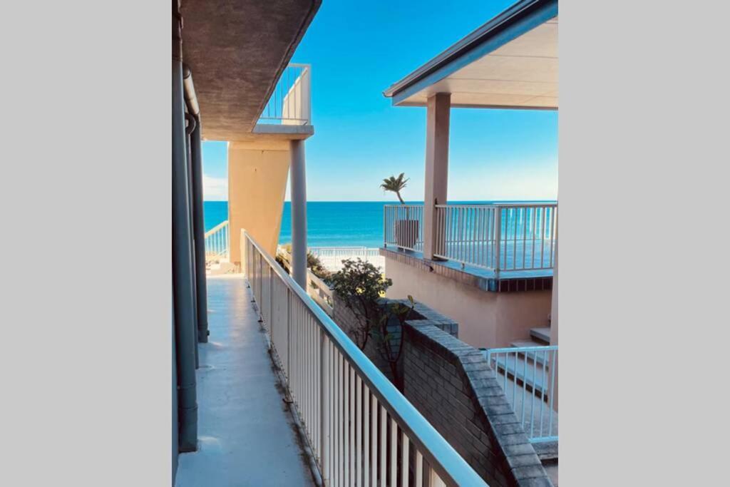 Absolute Beachfront Surf Unit In Terrigal/Wambi Wamberal Екстериор снимка